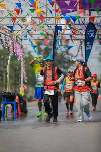 BIB: 700
                            <button type="button" onclick="openModal(10334557)" class="btn btn-primary btn-sm float-right btn-popup" data-toggle="modal" data-target=".modal-high-quality">
                        <i class="fas fa-shopping-cart"></i> Add to Cart
                    </button>
                                            <button type="button" onclick="isThisMe(10334557, true)" class="btn btn-success btn-sm float-right btn-popup btn-isme hidden" data-toggle="tooltip" data-placement="bottom" title="นี่คือรูปของคุณใช่ไหม คลิกที่นี่เพื่อเอาเข้าอัลบั้ม">
                        <i class="fas fa-plus"></i> Add to album
                    </button>
                    <button type="button" onclick="isThisMe(10334557, false)" class="btn btn-warning btn-sm float-right btn-popup btn-isnotme hidden">
                        <i class="fas fa-ban"></i> Remove from album
                    </button>